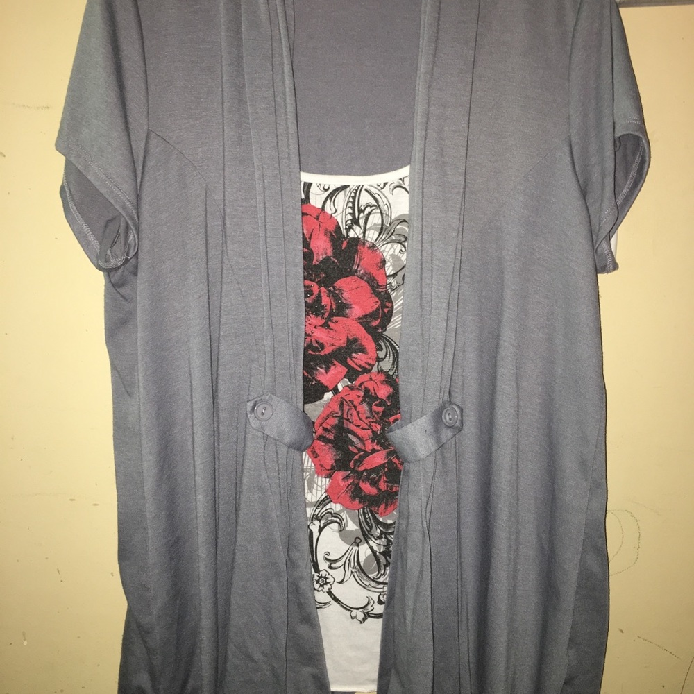 🔥FINAL SALE🔥 Tribal Roses Layered Top